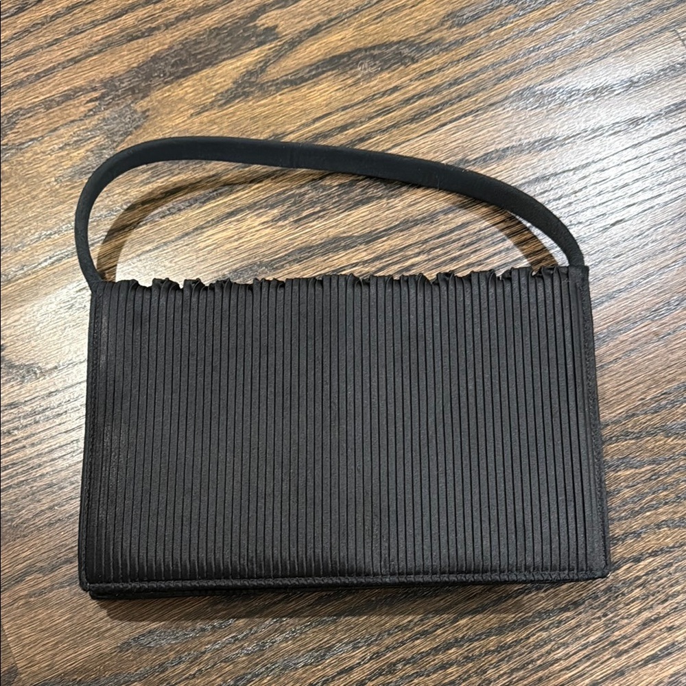 Elegant Black Pleated Handbag